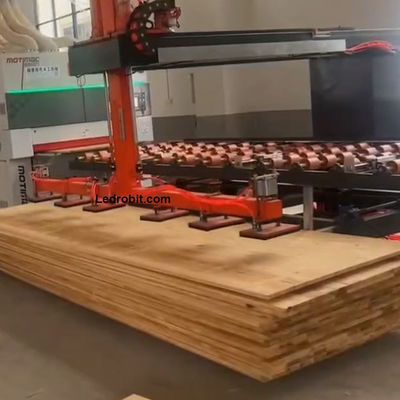 Máquina de carregamento e descarregamento controlada por PLC Máquina de carregamento e descarregamento de madeira personalizada